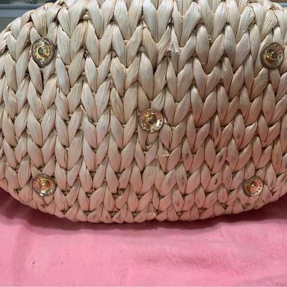 👜 Fully Lined Straw Summer Tote ☀️ - Picture 7 of 8